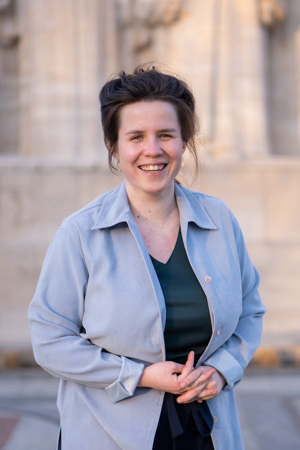 Emilie Bretton, membre opérationnelle de l'association Lyoxa oeuvrant pour le monde associatif genevois