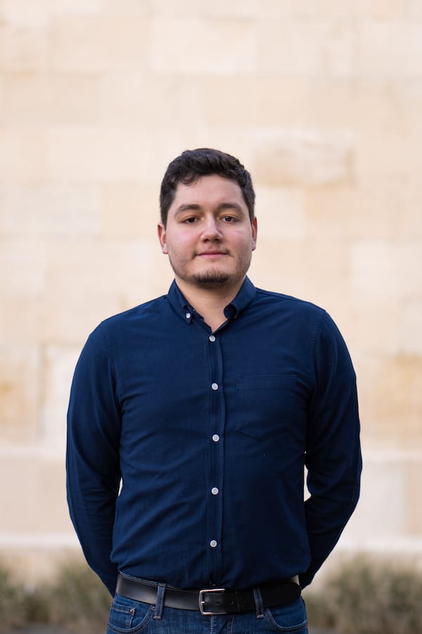 Thomas Pont, consultant au sein de l'association Lyoxa oeuvrant pour le monde associatif genevois